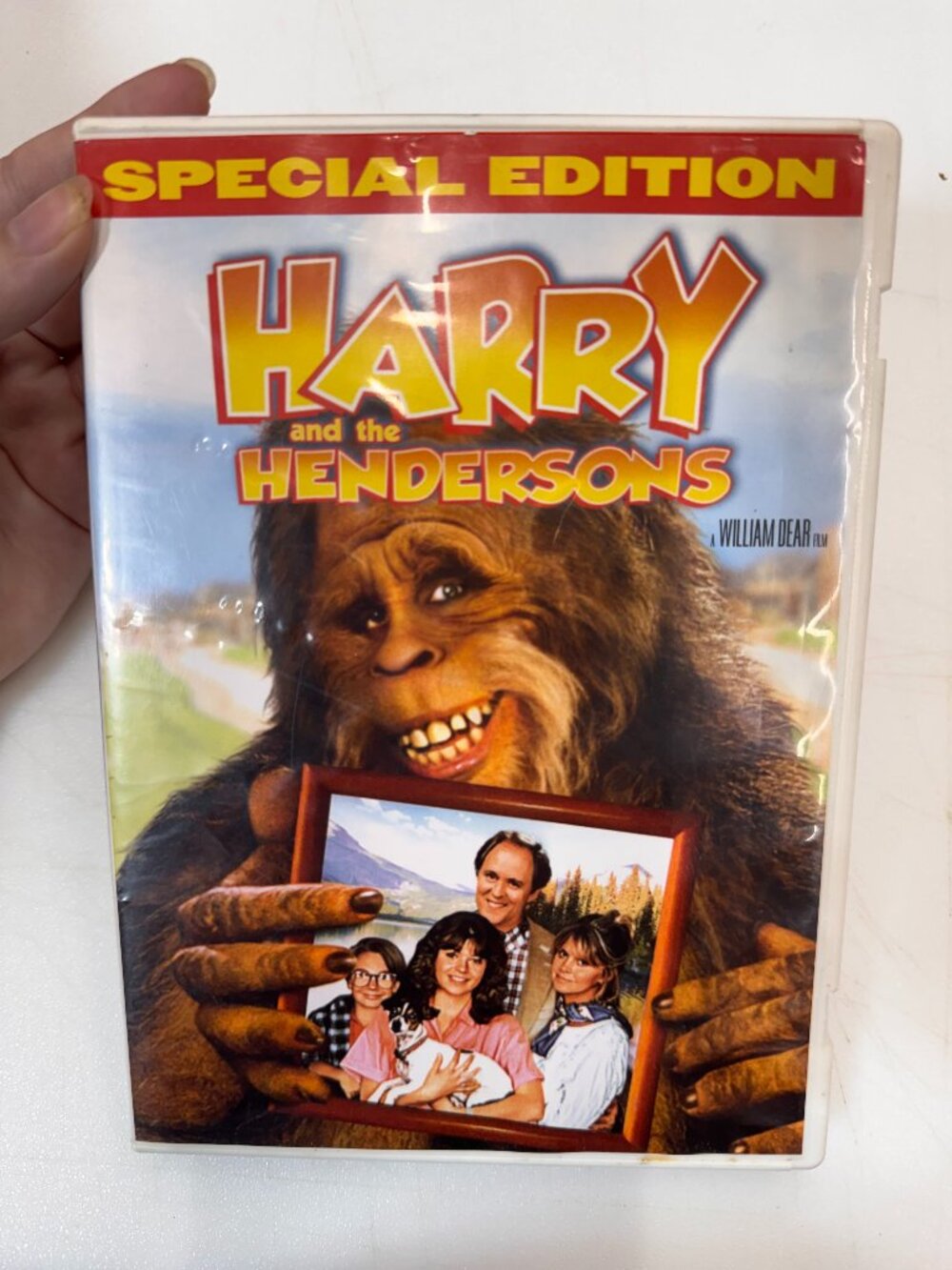 Harry and the Hendersons [DVD] Disc Tested, Working